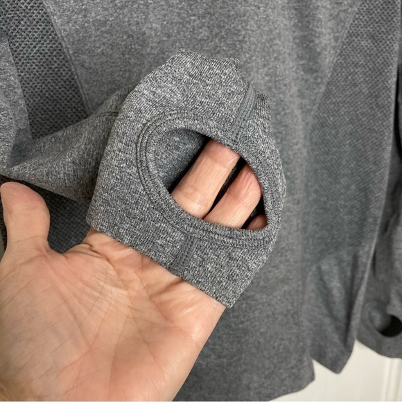 Zella Gray Round Neck Long Sleeves W/Thumbholes Plain/Mesh Looking Pattern - Picture 10 of 11